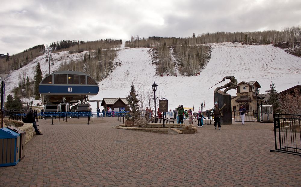 Arrabelle Ice Rink (Vail Square)
