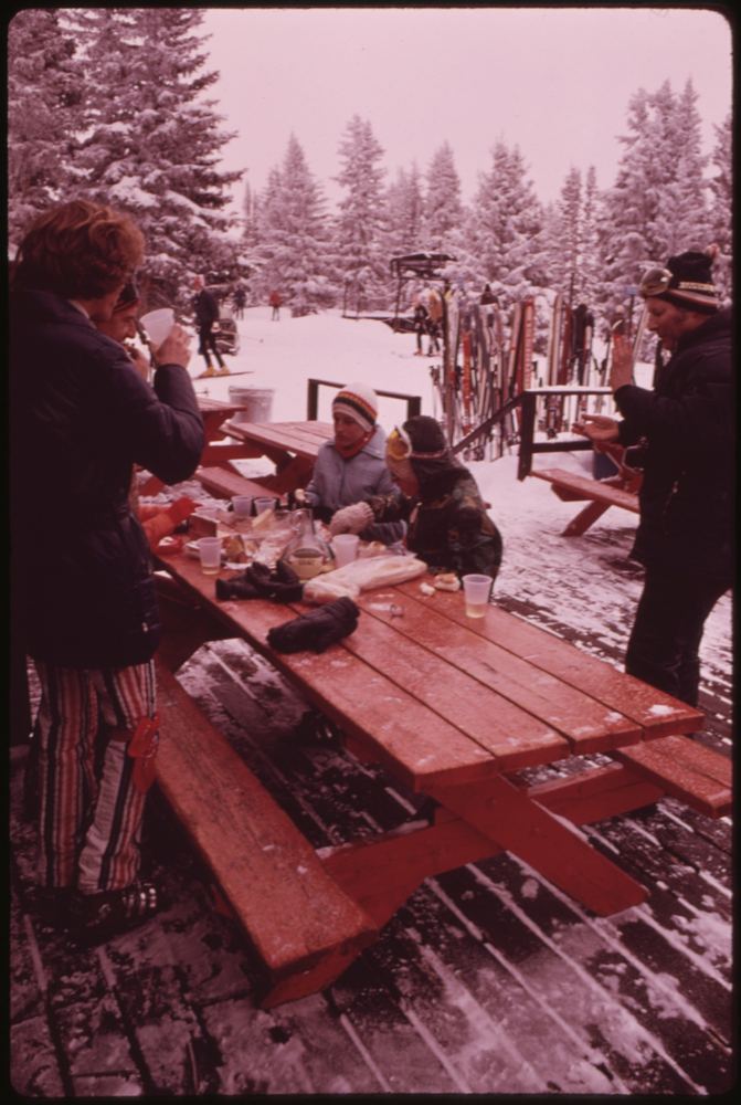 Two Elk Lodge